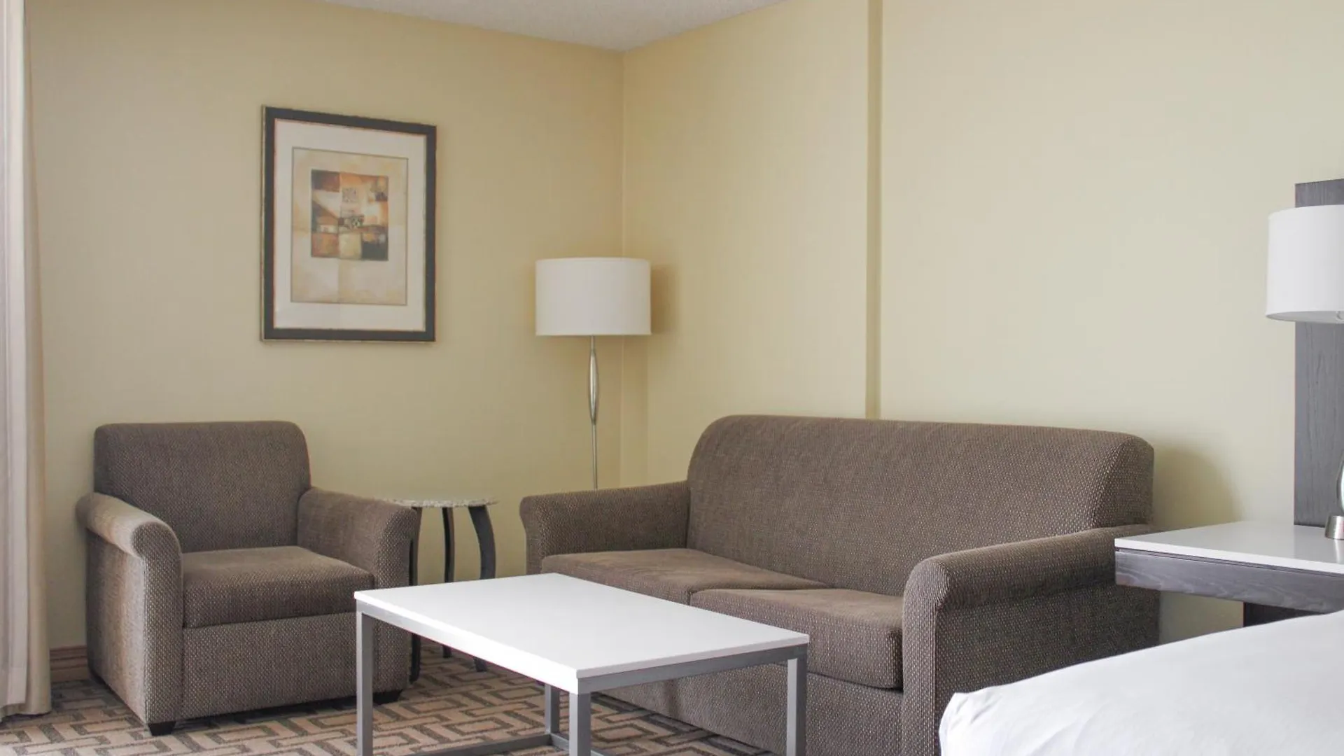 ***  Hilton Sacramento Arden West Hotel United States