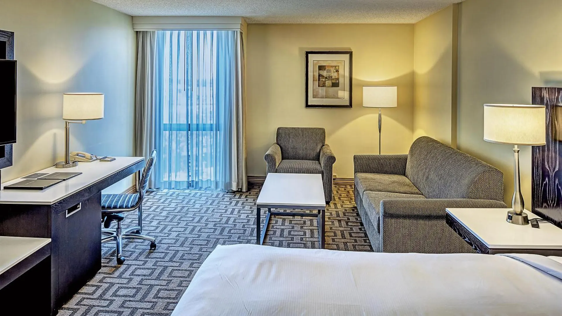 Hilton Sacramento Arden West Hotel