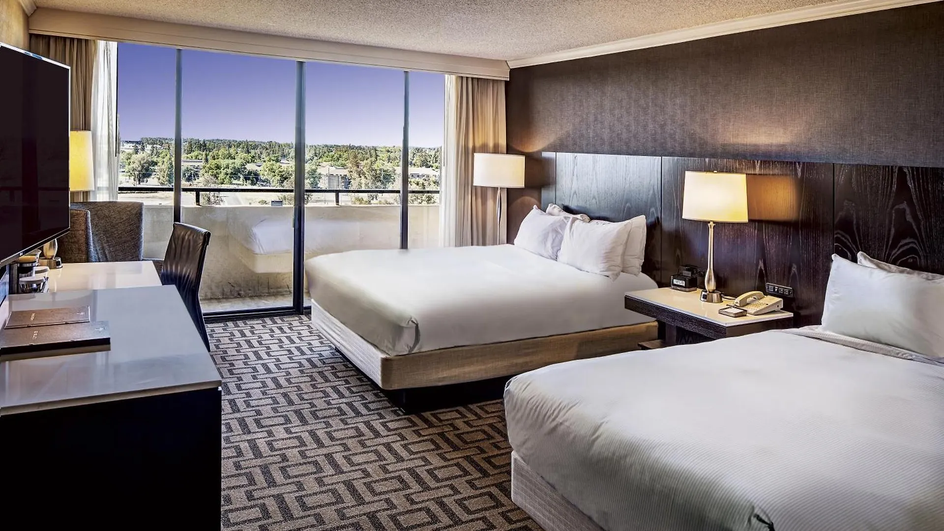 Hilton Sacramento Arden West Hotel