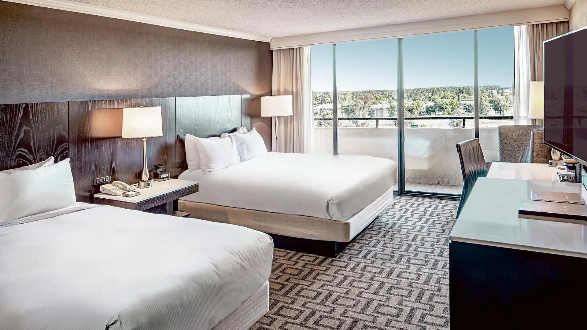 ***  Hilton Sacramento Arden West Hotel United States