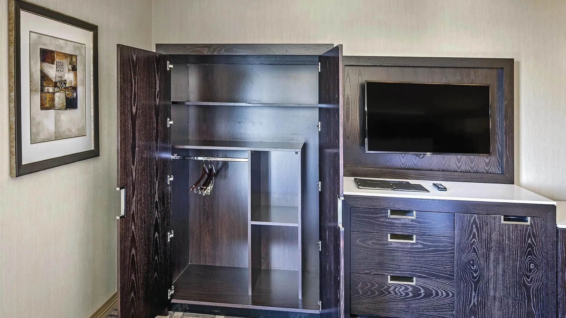 Hilton Sacramento Arden West Hotel